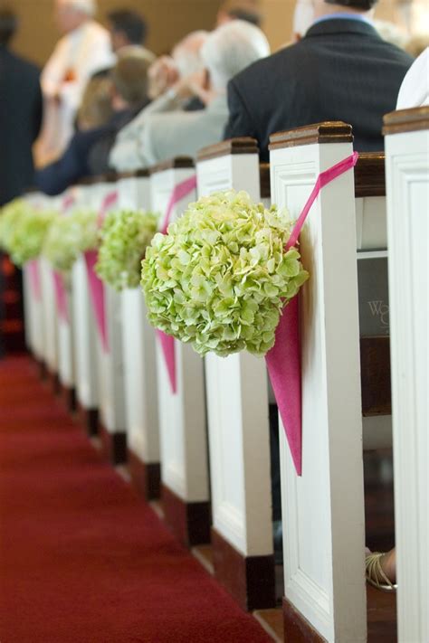 10 Images About Church Pew Flowers On Pinterest Church Pews Church