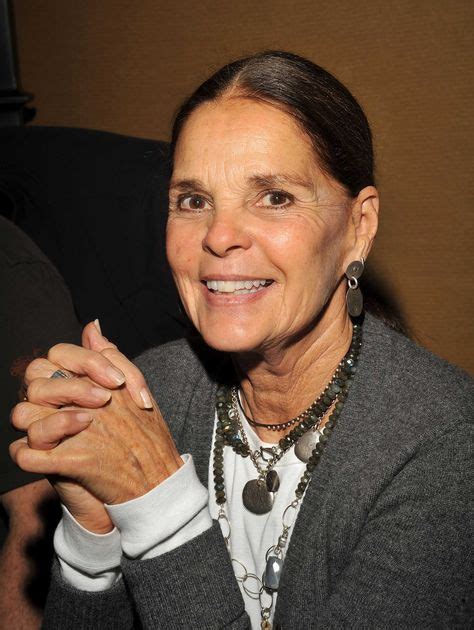 The Style Evolution Of Ali Macgraw Ali Macgraw Celebridades Y