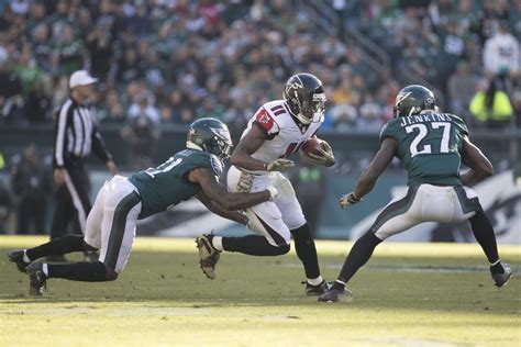 How to start following football. Fantasy football: Falcons players to start and sit against the Eagles in Week 1 - The Falcoholic