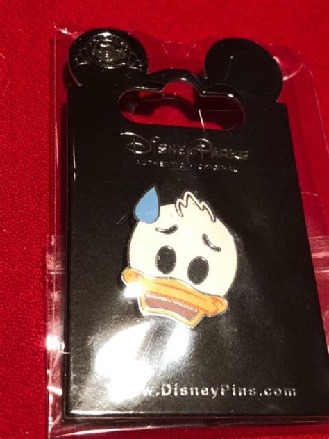 1 Disney Pin Donald Duck Emoji Crying As Seen Noc Lot Af Ebay