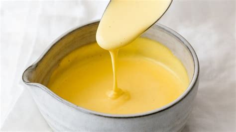 hollandaise sauce easy and no fail how to make step by step hollandaise easy hollandaise