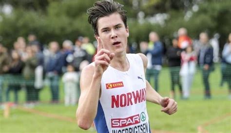 16 3:56.29 jakob ingebrigtsen nor 19 sep 00 oslo 15 jun 17. Jakob Ingebrigtsen logra récord de Noruega de 5.000 metros en regreso del atletismo