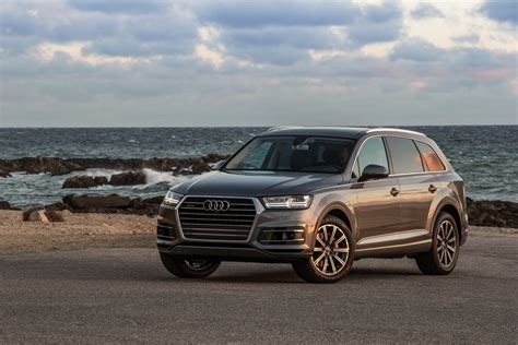 2017 Audi Q7 Driving The Only New Suv With All Wheel Steering
