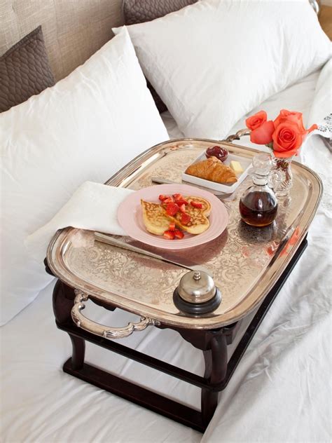 Easy Guide For A Romantic Valentines Day Breakfast In Bed Romantic