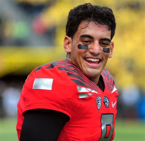 Oregon Qb Marcus Mariota Image 9 From Storylines To Follow For 2014