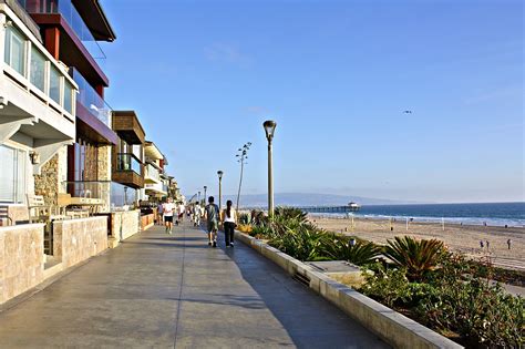 Manhattan Beach And The Real Reason Im Addicted To Travel