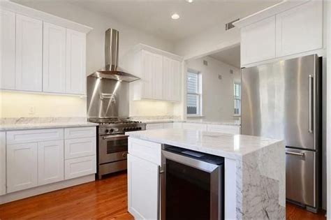 Using granite countertops for waterfall kitchen islands is a unique way to create a stunning focal point in any kitchen design. Waterfall edges on countertops are a smooth new look ...