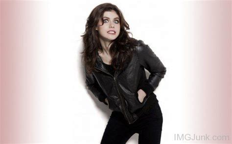Alexandra Daddario Wearing Black Jacket With Images Alexandra Daddario