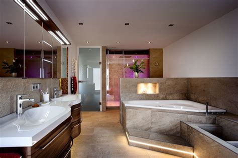 'sanierung badezimmer' # stuttgart de beck architekten | homify. Traum erfüllt - Wellnessoase im eigenen Badezimmer ...