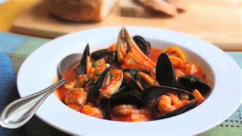 This is gonna smell and look delicious. Chef John's Cioppino in 2020 (With images) | Food wishes, Recipes