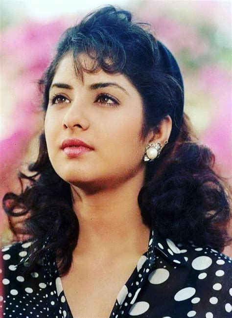 Pin By Samir Syed On Divya Bharti Beautiful Indian Actress Beautiful Girl Indian Beautiful