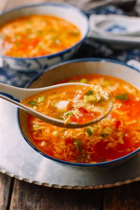 Salah satu hidangan yang bisa dimasak ibu adalah dengan membuat sup bayam. 11 Cara Memasak Telur yang Unik, Mudah, dan Menggugah Selera