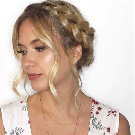 How To Style A Halo Braid According To A Professional By L Oréal