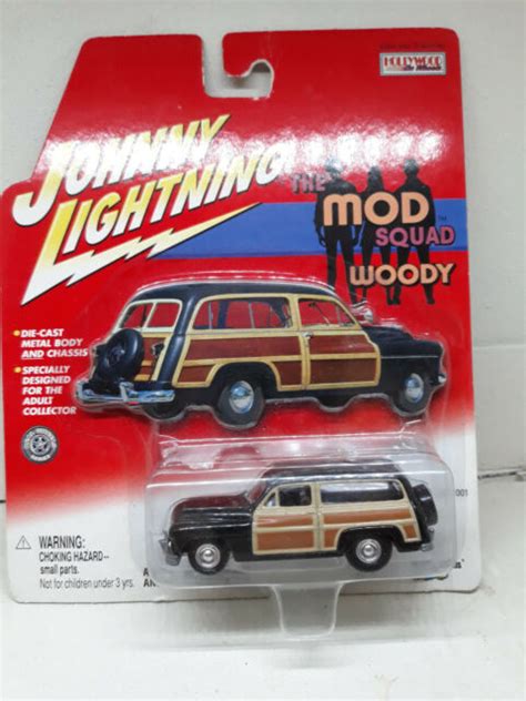 Johnny Lightning Mod Squad Ford Woody Wgn 2001 Hollywood On Wheels Real