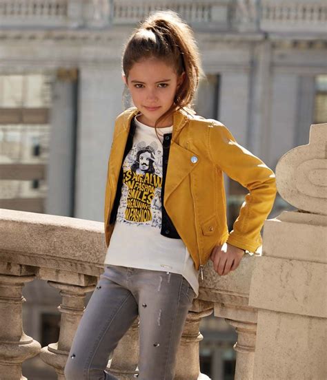 Pin By Елена Н On Kids Tween Fashion Girls Clothing Stores Tween
