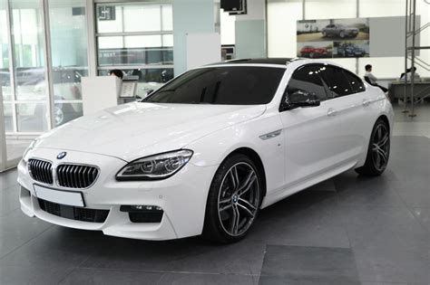 To achieve an even more exclusive interpretation of sporty elegance. BMW 6 Series (F12) - Wikipedia