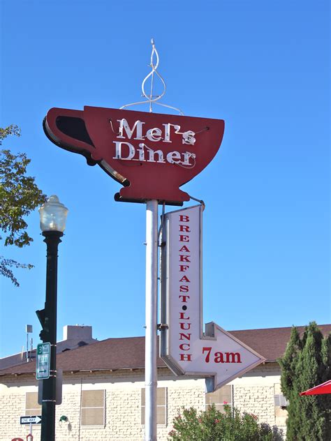 Daily Neon Mels Diner In Boulder City Nevada Las Vegas 360