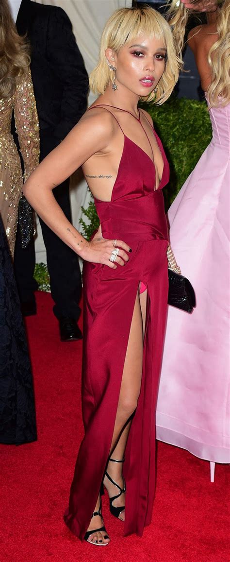 Met Gala 2014 Wardrobe Malfunctions Take Over The Red Carpet Kim And Co