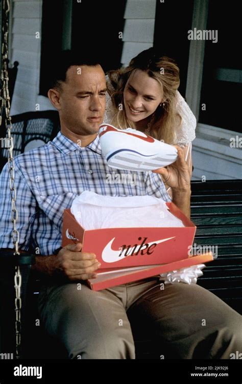 Tom Hanks And Robin Wright Film Forrest Gump Usa 1994 Personnages