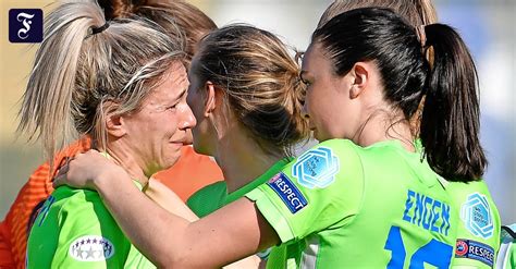 With 'vfl wolfsburg to go', football fans are now informed even more quickly about the. Frauenfußball: Abstieg des VfL Wolfsburg vor DFB-Pokal ...