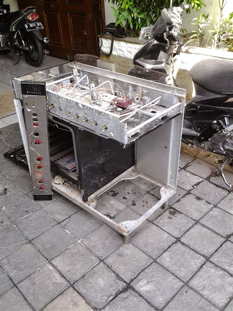 Delizia dhg 830 (kompor gas) spesifikasi: Service Kompor Gas : ARISTON , AZALEA , DELIZIA , MODENA ...