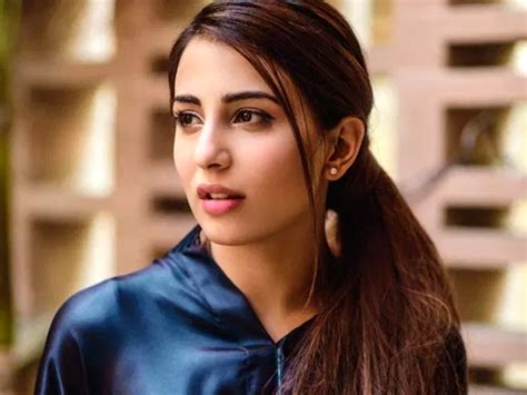 Ushna Shah Gives Befitting Reply To Indian Major For Provoking War Life Style Business