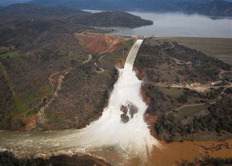 Why Didnt Anyone Fix The Oroville Spillway