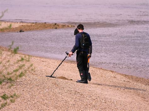 Best way to make money in 2020? 10 Ways You Can Go Treasure Hunting and Earn Money