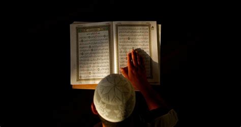 Interested in flipbooks about peristiwa nuzul quran? Hayati Peristiwa Nuzul Al-Quran, Baca Al-Quran Hari-Hari ...