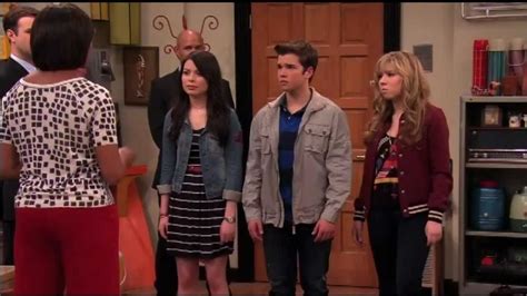 Carly shay led a pretty normal life in seattle. Michelle Obama appears on "iCarly" - YouTube