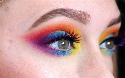 5 Colourful Makeup Looks Perfect For Pride Season