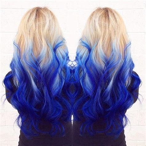 long blonde hair with blue ombre ombre on wavy mermaid s hair check this dramatic blue ombre