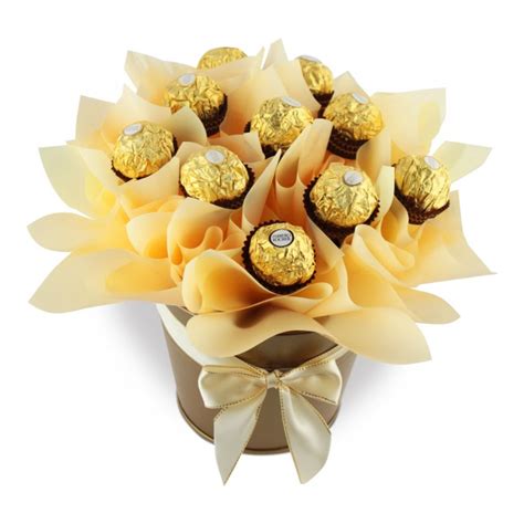 Beli ferrero rocher bouquet online berkualitas dengan harga murah terbaru 2021 di tokopedia! Buy Ferrero Rocher Chocolate Bouquet Pot Standard