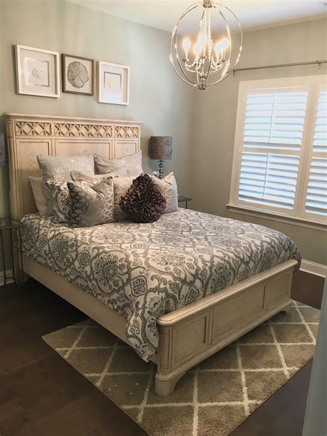 Sw Comfort Gray With Creams And Tans Guest Bedroom Ideas Iris