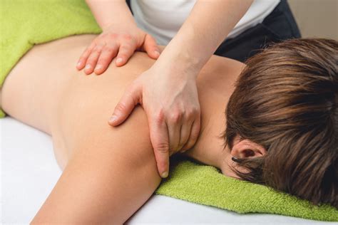 Klassische Massage Massagepraxis Hueppis Webseite