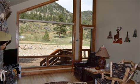 This Condo With Fall River And Surrounding Mountain Views 1605 Ziola