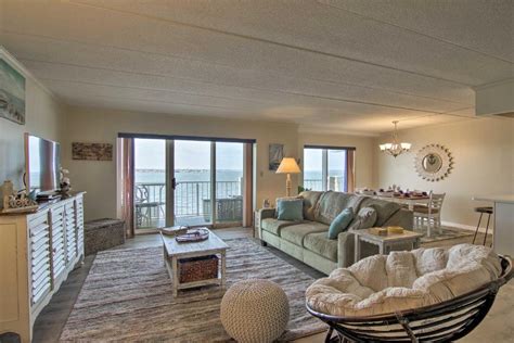 Bayfront Maryland Condo With Pool Access And Boardwalk Ocean City