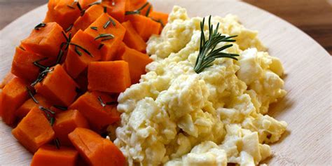 Scrambled Egg Whites With Sweet Potatoes Recipe The Beachbody Blog