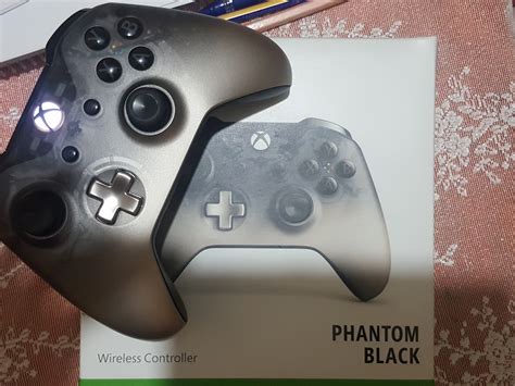 Microsoft Xbox Wireless Controller Phantom Black Special Edition