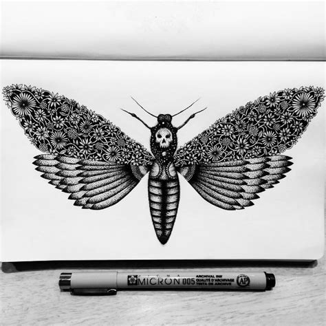 22 Detailed Drawings Created By An Obsessed And Talented Artist