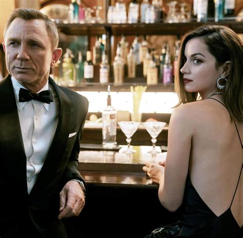Ana De Armas Filme James Bond D Al Stanley