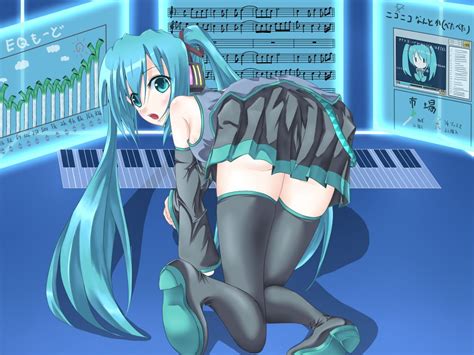 Miku This Is Why We Dont Keep Our Keyboards On The Floor Vocaloid