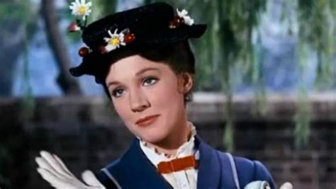 Mary Poppins Returns Why Julie Andrews Turned Down A Cameo In Emily