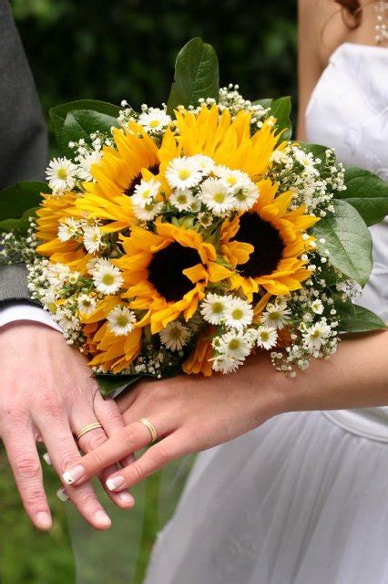 Bouquet Bridal Sunflower Bridal Bouquet Ideas With White