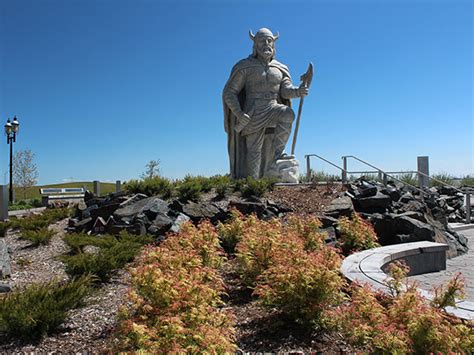 Historic Sites Of Manitoba Giant Viking Statue Gimli Rm Of Gimli