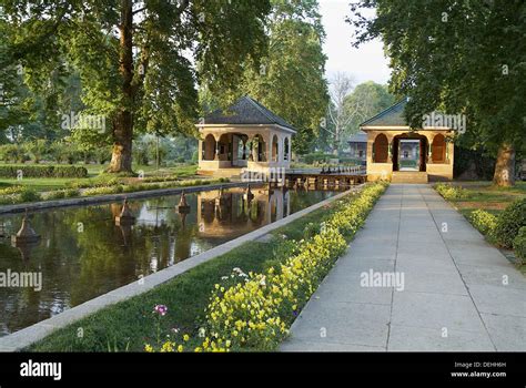 Shalimar Gardens Srinagar City Kashmir State India Stock Photo Alamy