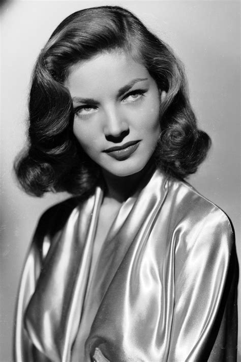 Lauren Bacalls Most Iconic Photos 1940s Hairstyles Vintage