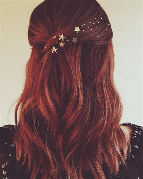 These styles are perfect for any holiday. Pretty Holiday Hairstyles for 2016 New Year | Hairstyles ...
