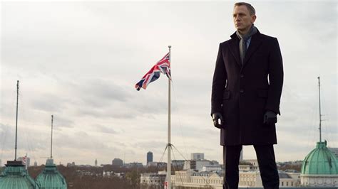 Tales From The Box Office How Skyfall Became The Biggest Bond Movie Ever