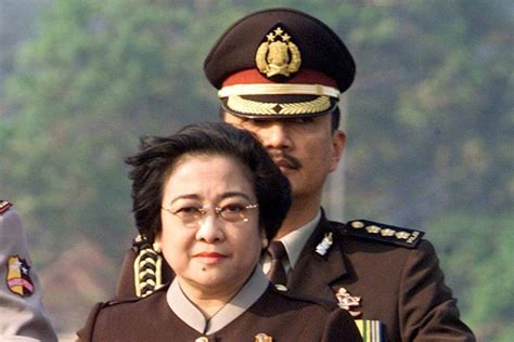 See more of megawati soekarnoputri center & m3p : Momen 'Kenangan' Komjen Budi Gunawan Saat Masih jadi ...